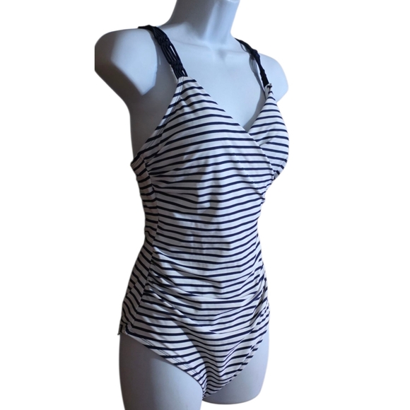 Kona Sol Shirred Macrame Strap One Piece Striped Swimsuit Navy & White Size M - Picture 6 of 13